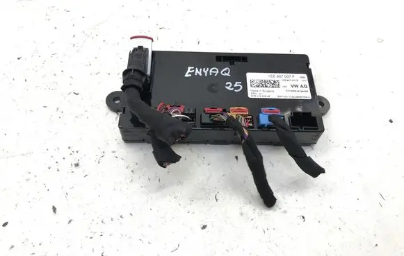 Skoda Enyaq iV Air conditioner control unit module 1EE907007F