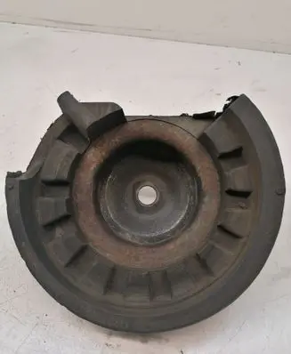 Opel Vivaro Coil spring mount 8200010494