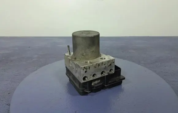 Audi A6 S6 C6 4F ABS Pump 4F0614517T