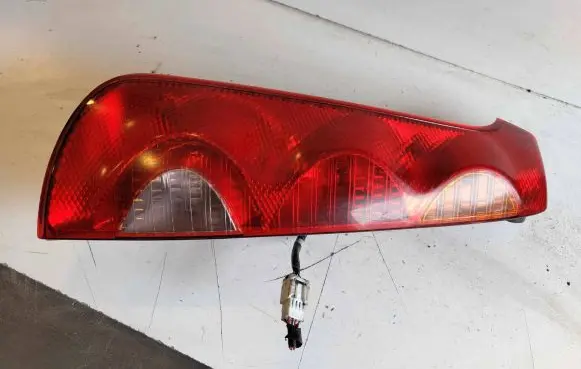 Nissan Note (E11) Rear/tail lights 22016752