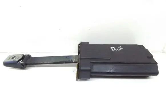 Mercedes-Benz E W210 Rear door check strap stopper