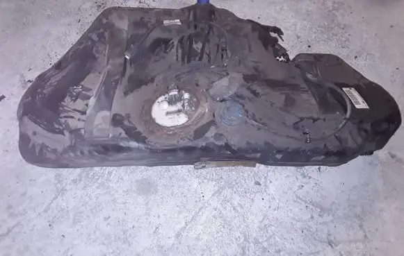 Opel Astra H Fuel tank 0305943 0305943532