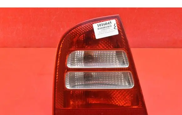 Skoda Octavia Mk1 (1U) Rear/tail lights 1U6945095