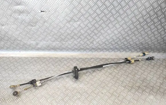 Gear shift cable linkage