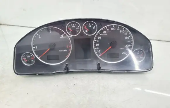 Audi A6 S6 C5 4B Speedometer (instrument cluster) 4B0920933M 110080128