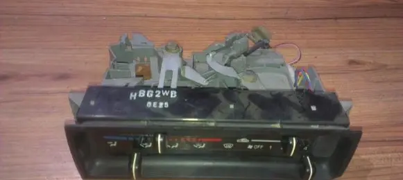 Mazda 323 F Climate control unit
