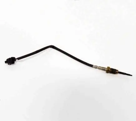 BMW 5 F10 F11 Oil temperature sensor 03265600 2656001792