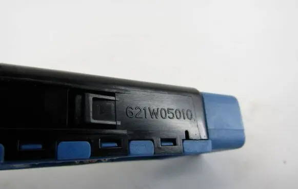 Hyundai Santa Fe Windscreen/window heater switch 621w05010