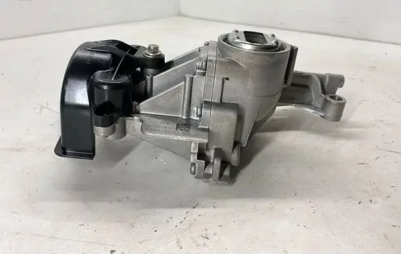 Ford Bronco Oil pump JX6G6600BB 8D0099097C