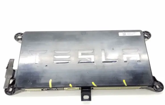 Tesla Model X Other control units/modules 104390010C