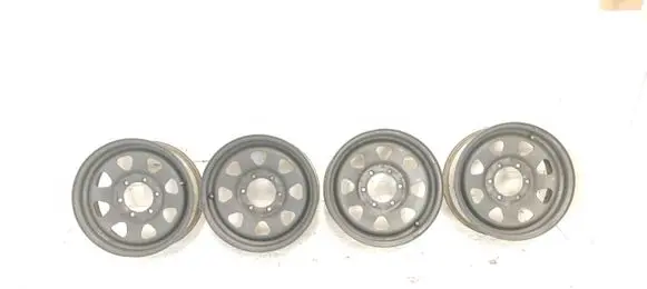 Nissan Patrol 260 R16 steel rim 