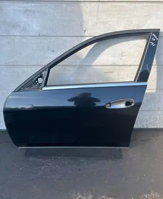 Mercedes-Benz E W212 Front door