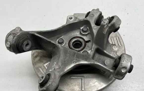 Tesla Model 3 Rear wheel hub 104441100G