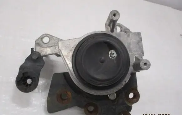 Renault Koleos II Engine mount vacuum valve 112534BD0C