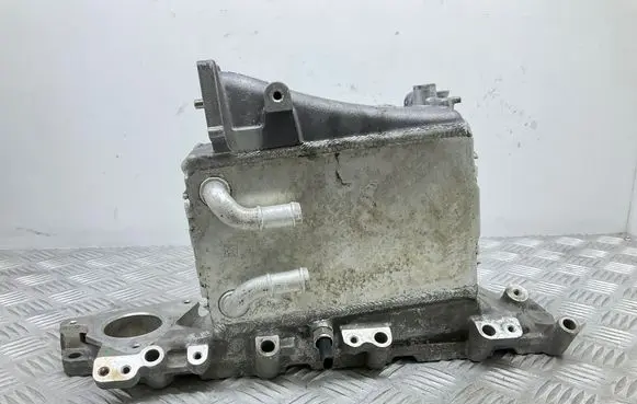 Volkswagen Golf Sportsvan Intake manifold 04L129766AC