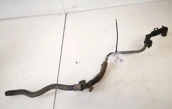 Toyota Avensis T250 Engine coolant pipe/hose