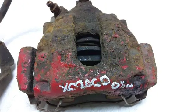 Volvo XC70 Rear brake caliper