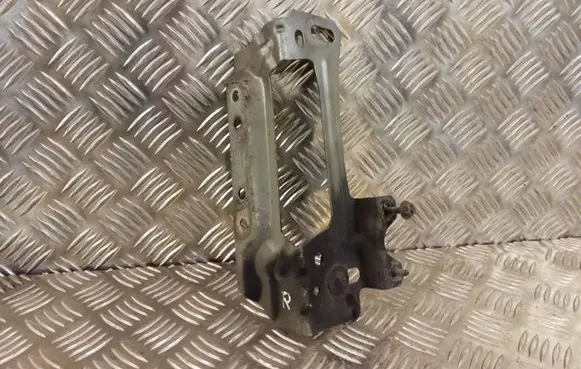 Mazda CX-7 Radiator support slam panel bracket 
