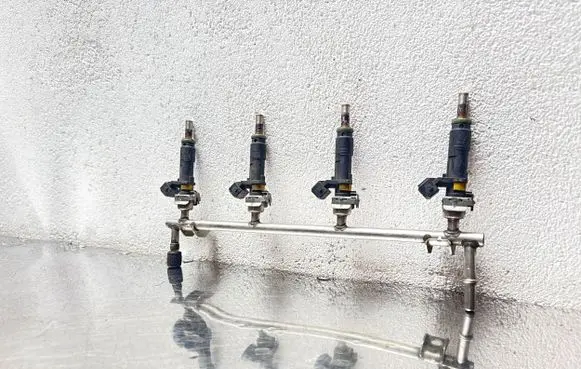 Opel Vectra C Fuel injectors set 55353806