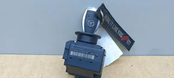 Mercedes-Benz CLK A209 C209 Ignition lock A2095453208