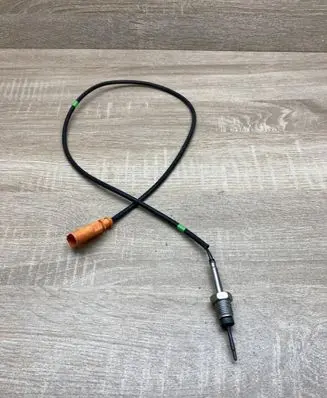 Audi Q3 8U Exhaust gas temperature sensor 03L906088BJ