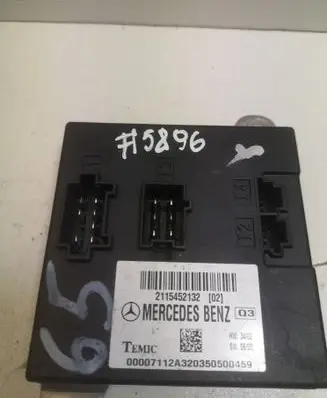 Mercedes-Benz CLS C219 Comfort/convenience module A2115452132
