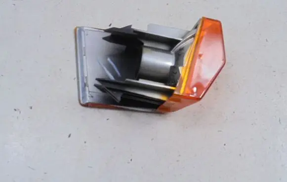 Front indicator light