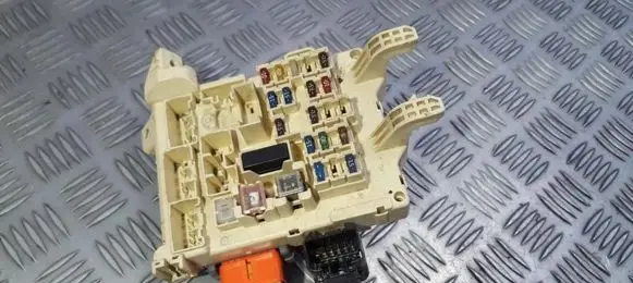 Fuse box set