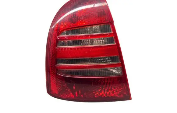 Skoda Superb B5 (3U) Rear/tail lights 3U5945111 3U5945095 3U5945257