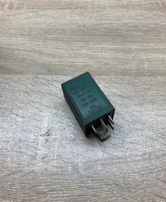 Ford Mondeo MK I Other relay 93BG8C616AA