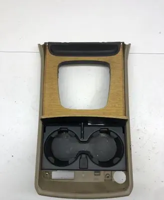 Volvo XC90 Gear shifter surround trim plastic 30643839