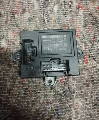 Ford Fiesta Door control unit/module CV1T14B531AD 10027226 14F142AA
