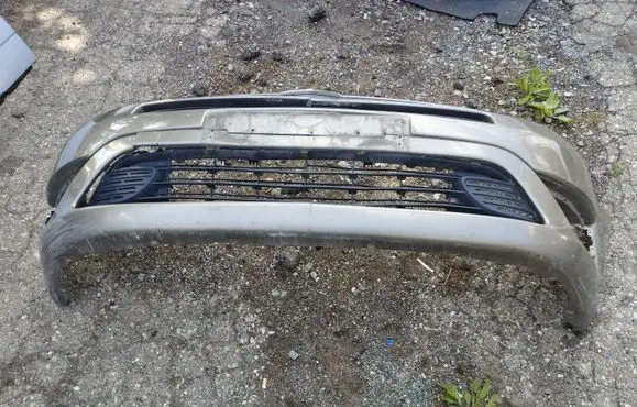 Citroen C4 I Picasso Front bumper 9654196477