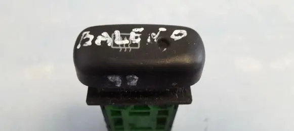 Suzuki Baleno EG Windscreen/window heater switch
