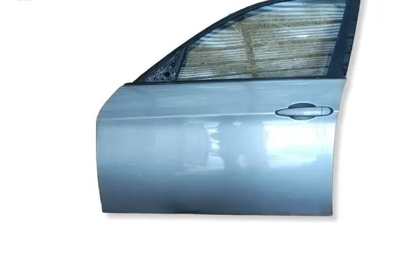 BMW 3 E90 E91 Front door 