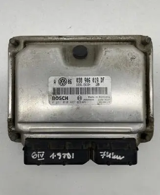 Volkswagen Golf IV Engine control unit/module 038906019DF 28SA4835 0281010497