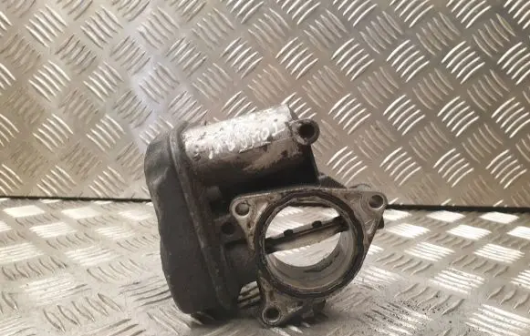 Volkswagen Touran I Throttle valve 03G128063B