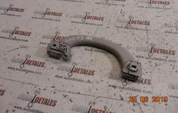 Mercedes-Benz CLS C219 Rear interior roof grab handle A2118100151