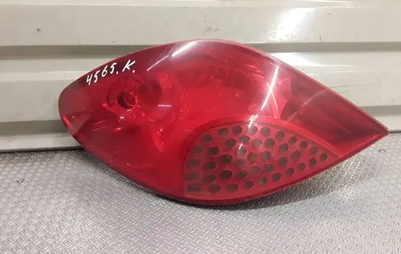 Peugeot 207 Rear/tail lights