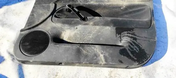 Volkswagen PASSAT B5 Front door card panel trim 3B0867012