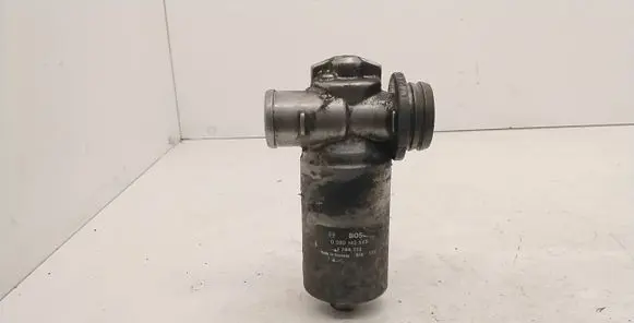 BMW 5 E39 Idle control valve (regulator) 1744713 0280140545
