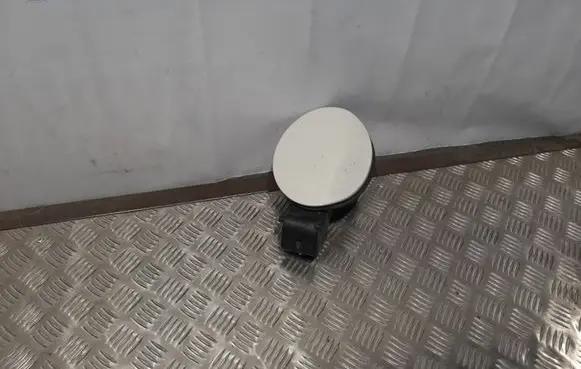 Subaru Impreza IV Fuel tank cap