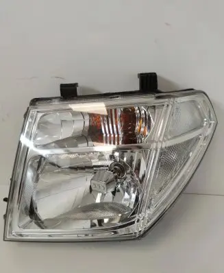 Nissan Navara D40 Headlight/headlamp 26060EB30A PAL0GGN