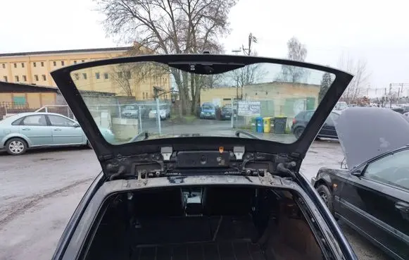 BMW 3 E46 Opening tailgate glass 