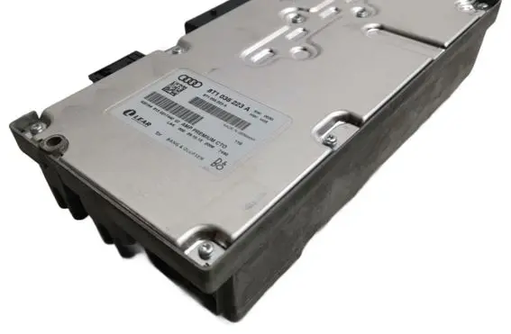 Audi A4 S4 B8 8K Sound amplifier 8T1035223A