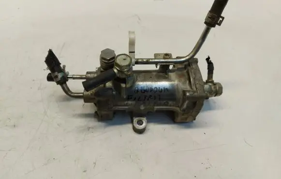 Toyota Hilux (AN120, AN130) Fuel filter housing 05c241739
