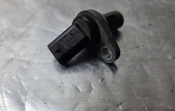 Hyundai i20 (BC3 BI3) Camshaft position sensor 3935008200 9024170029 4626323Z