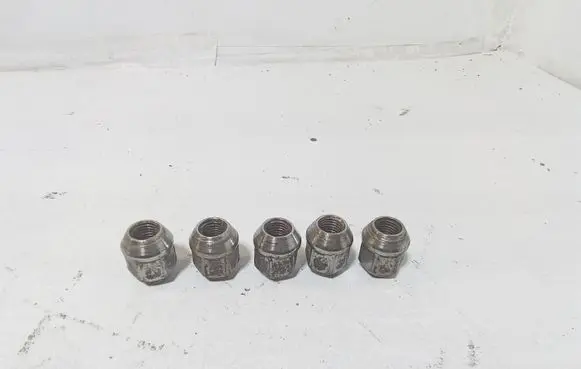 Chevrolet Captiva Nuts/bolts 