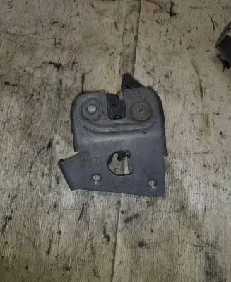 BMW 5 E60 E61 Seat back rest lock catch 7119460 W5220 71112864