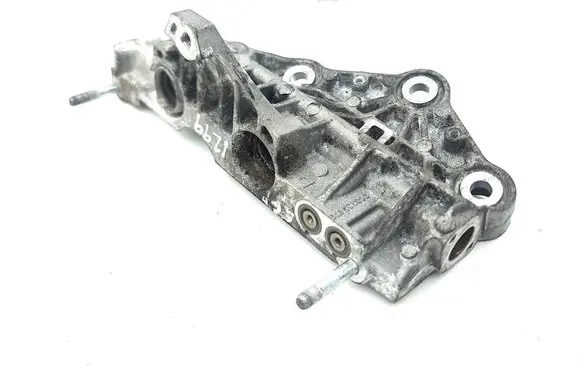 Maserati Ghibli EGR valve cooler bracket 90513247G